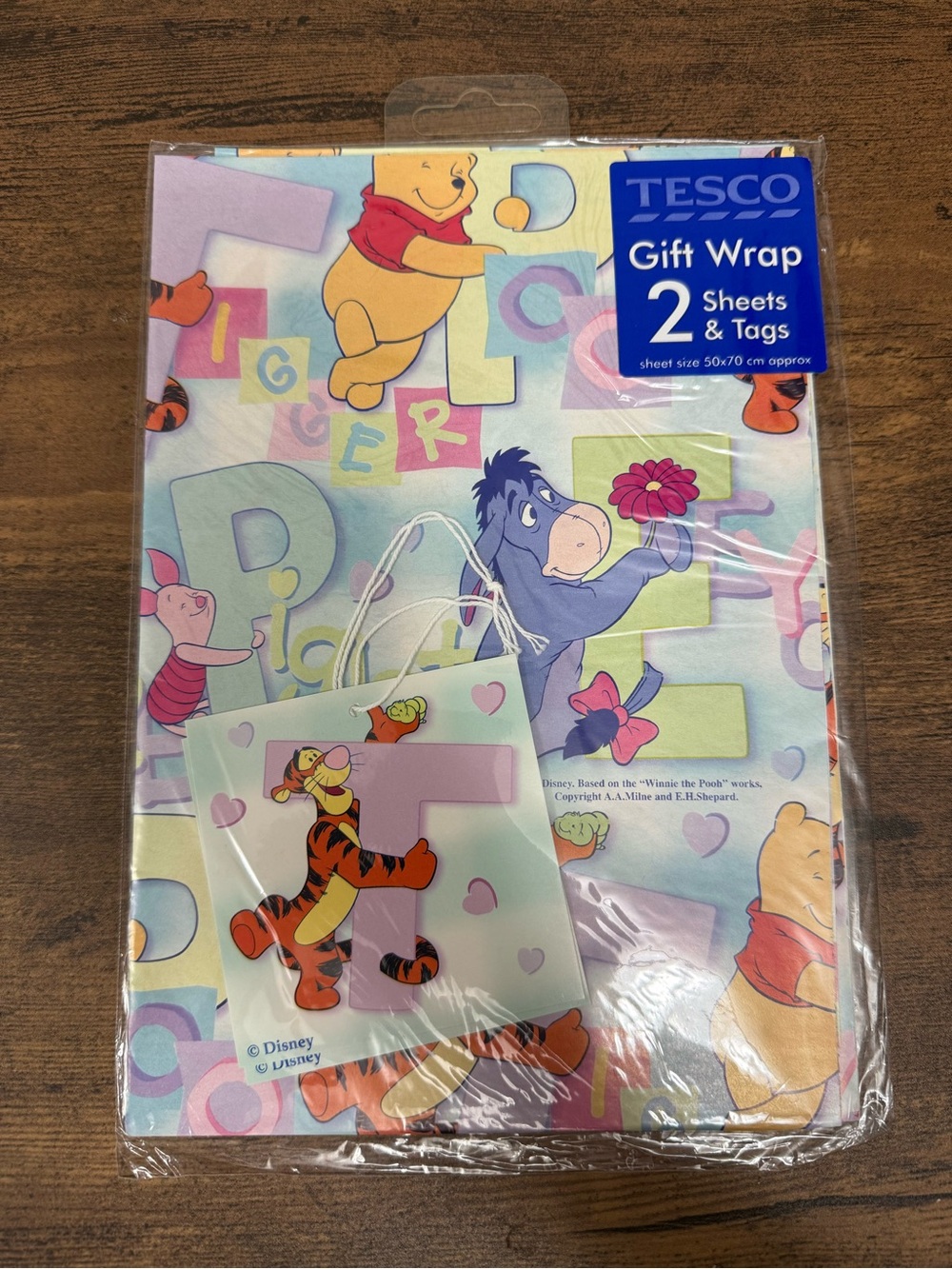 New Vintage Disney Winnie the Pooh Gift Wrap Flat 2 Sheets & Tags - 50cmx70cm